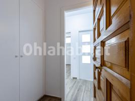 Pis, 79 m², près de bus et de train, Calle Francesc Layret