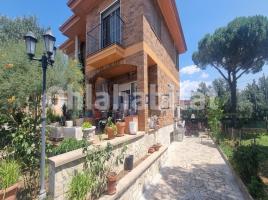  (xalet / torre), 280 m², presque neuf