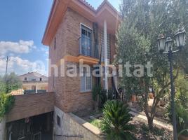  (xalet / torre), 280 m², presque neuf