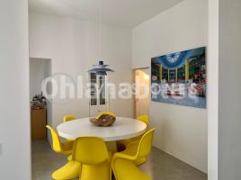  (unifamiliar aïllada), 203 m², près de bus et de train