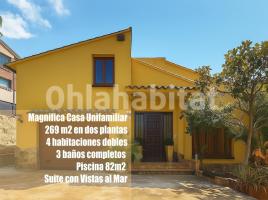 Houses (detached house), 269 m², near bus and train