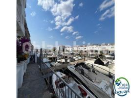 Pis, 71 m², Calle Port Grec, 27