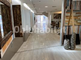 For rent business premises, 74 m², Calle de Montserrat