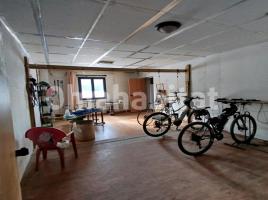 Nave industrial, 1076 m²