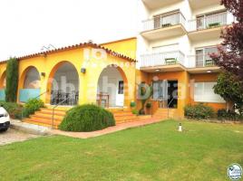 Local comercial, 370 m², Zona