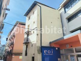 Casa (unifamiliar adosada), 218 m²
