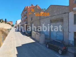 Nave industrial, 1690 m², Calle de Sant Pelegrí, 41-43