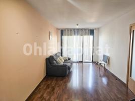 Piso, 65 m², cerca de bus y tren, seminuevo, Calle Nord, 2