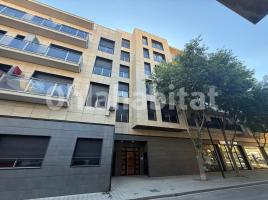 Piso, 65 m², cerca de bus y tren, seminuevo, Calle Nord, 2