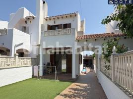 Casa (unifamiliar adosada), 126 m², Zona