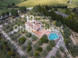 Casa (unifamiliar adossada), 220 m², Zona