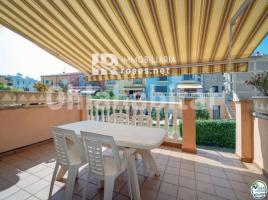 Casa (unifamiliar adosada), 182 m², Zona