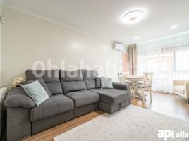 Piso, 108 m², Calle del Montseny, 4