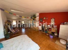Casa (unifamiliar adossada), 176 m², Calle Joan Trenchs