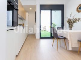 Piso, 84 m², cerca de bus y tren