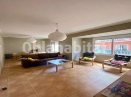 Alquiler piso, 93 m², cerca bus y metro, Calle de Sostres, 10
