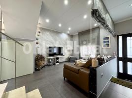 Casa (unifamiliar adosada), 169 m², cerca de bus y tren