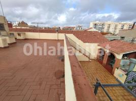 Casa (unifamiliar adosada), 365 m², cerca de bus y tren