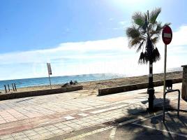 Apartamento, 45 m², Avenida de la Diputació