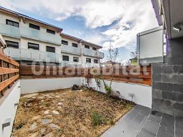 Houses (terraced house), 247 m², near bus and train, Calle de Carrasco i Formiguera, 28