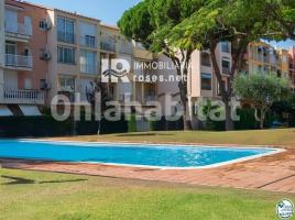 Apartament, 56 m², Zona