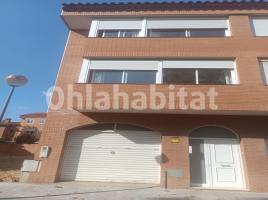 Casa (unifamiliar adosada), 220 m², Calle Josep Serra i Dalmau