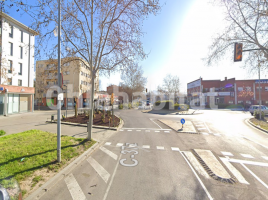 , 800 m², Avenida Països Catalans
