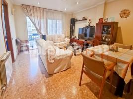 Piso, 85 m², seminuevo, Zona