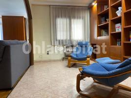 For rent flat, 176 m², Zona