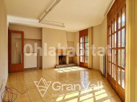 Piso, 103 m², cerca de bus y tren