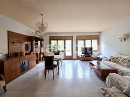 Houses (terraced house), 217 m², near bus and train, Calle de Borrell
