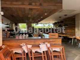 Local comercial, 163 m², cerca de bus y tren, seminuevo, Calle de Sancho de Ávila