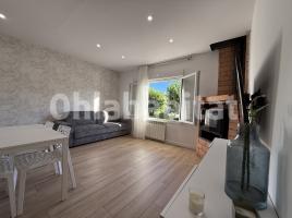 Pis, 97 m², prop de bus i tren