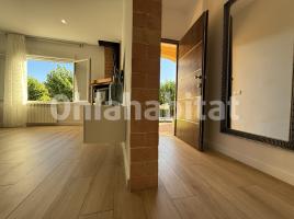 Pis, 97 m², prop de bus i tren