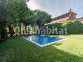 Houses (terraced house), 140 m², almost new, Calle de Mossèn Joan Llopis Pi