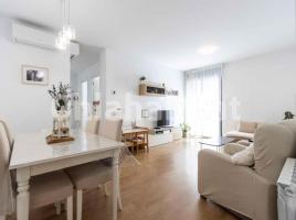 Piso, 99 m², seminuevo, Zona
