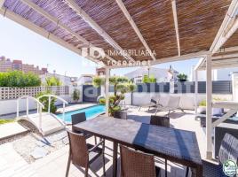 Casa (unifamiliar adosada), 69 m², Zona