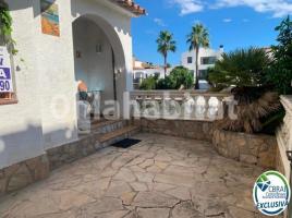  (unifamiliar adossada), 129 m², Calle de la Valira, 19