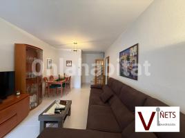 Pis, 152 m², prop de bus i tren