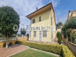Houses (villa / tower), 327 m²
