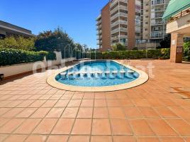 Pis, 65 m², Zona