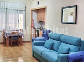 Apartamento, 60 m², cerca de bus y tren, Travesía Travessia Creu