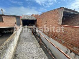 Casa (unifamiliar adossada), 202 m², Calle Urgell, 22