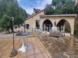 Casa (chalet / torre), 400 m²