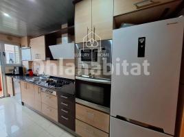 Pis, 124 m², seminou, Zona
