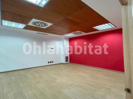 Alquiler local comercial, 113 m², seminuevo, Calle de l'Energia, 24