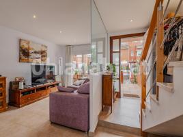 Casa (unifamiliar adosada), 161 m², Calle Les agudes