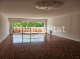 Louer pis, 112 m²