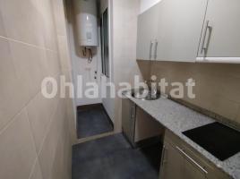 Louer pis, 46 m², Calle de Villarroel