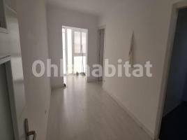 Pis, 58 m², prop de bus i tren, Calle Mina